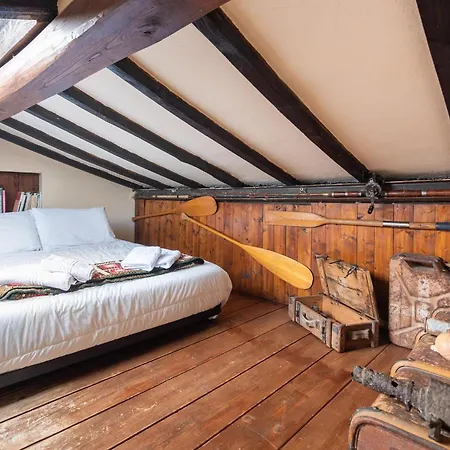 Spacious In With Private Pool