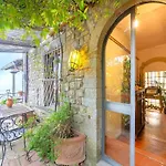 Spacious In With Private Pool *